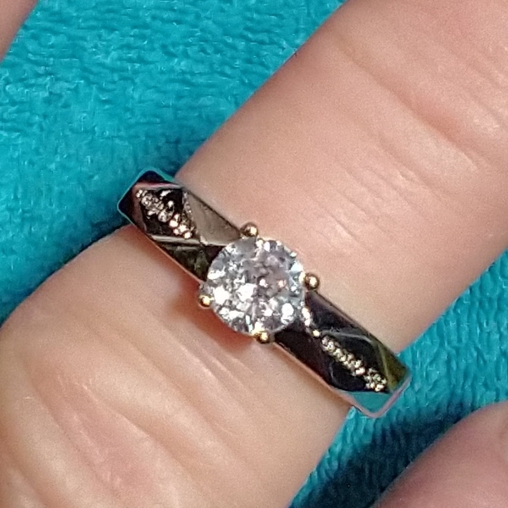 Elegant Silver Cz Ring Reads His Queen